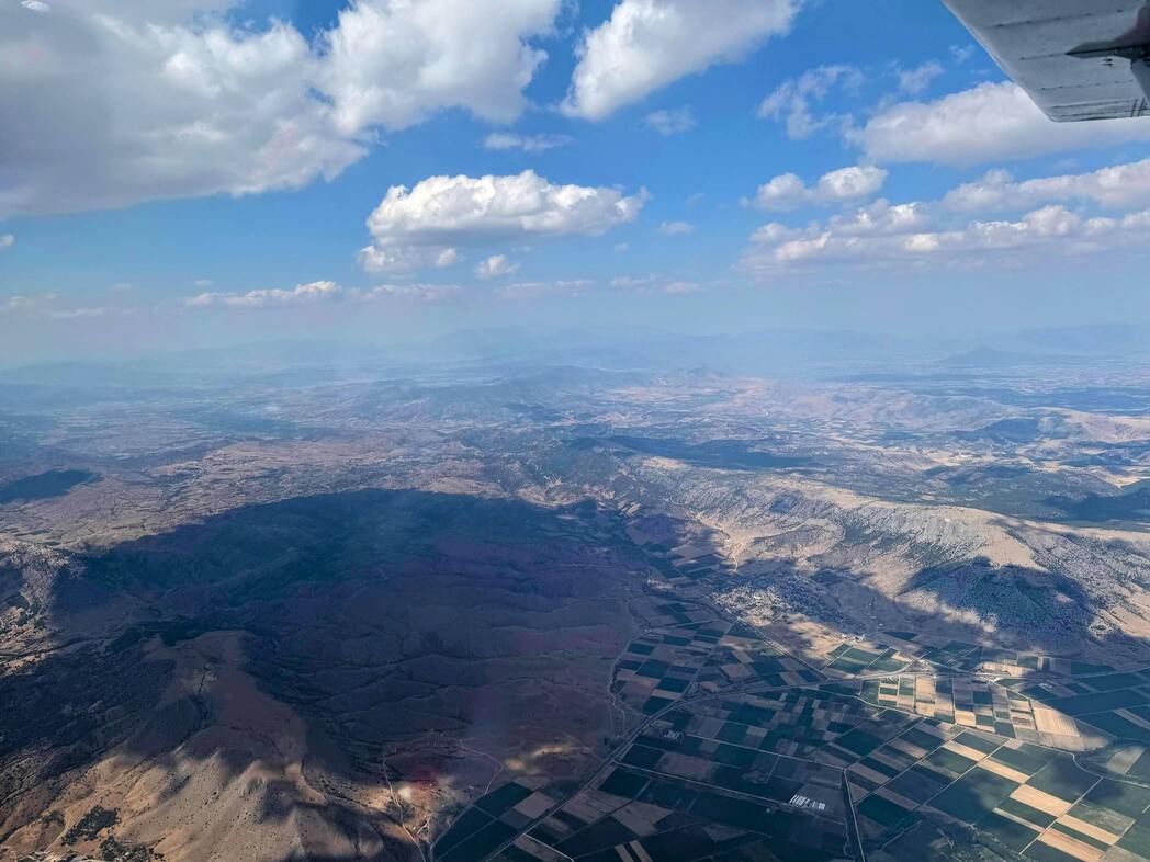 Πτήση πάνω από τη Φαρκαδώνα